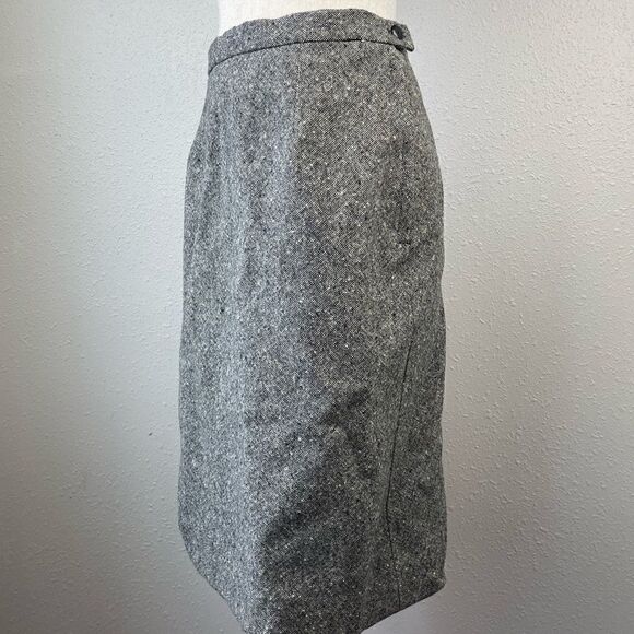 Gray Lined Wool Skirt EUC - Picture 2 of 5